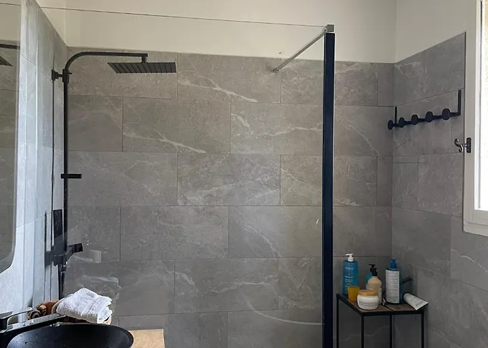 Maison Familiale A Louer Dans Le Luberon Holiday home *